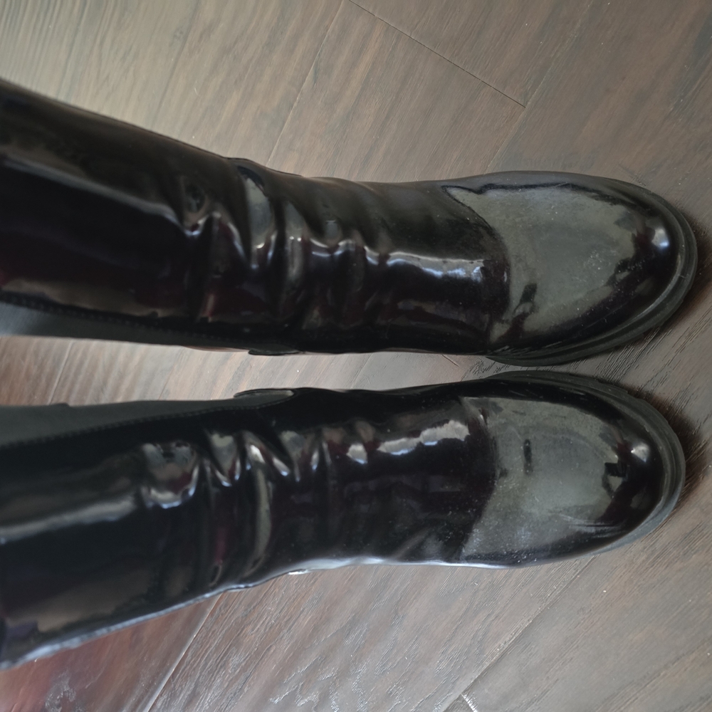 Elegant Black Women's Boots